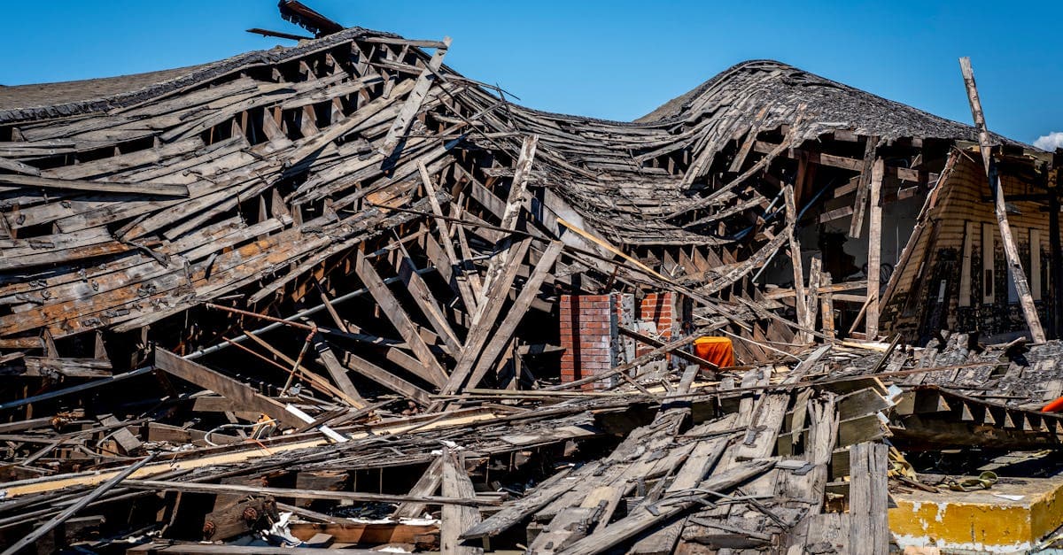 Cover Image for Hurricane Deductible and Wind Damage: What Counts as a Hurricane Claim